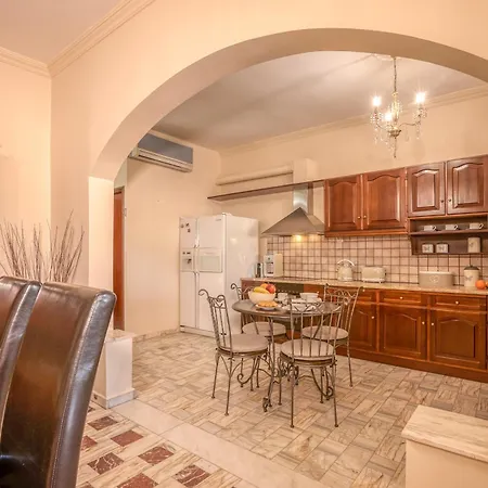 Kalliopi's Maisonette Apartment *